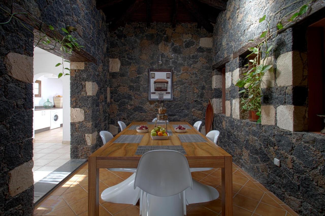 Villa Los Volcanes El Charco  ภายนอก รูปภาพ